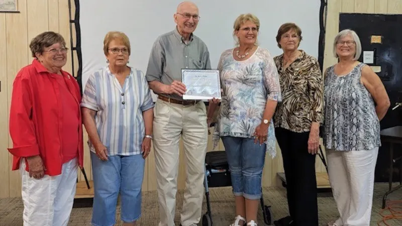 Dr. Jerry Pfabe recognized by Seward Women's Club