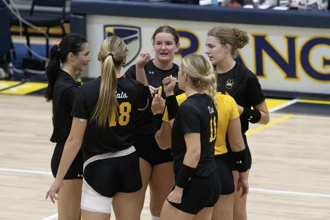 #2 Wildcats record sweep over Regis at Colorado Premier Challenge