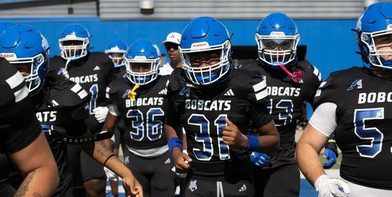 Football Falls To Benedictine