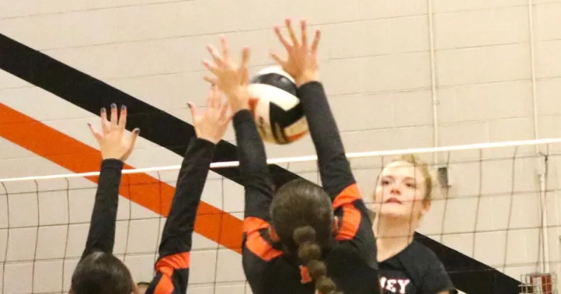 Sidney volleyball sweeps Mitchell; Chadron, Gering both remain undefeated