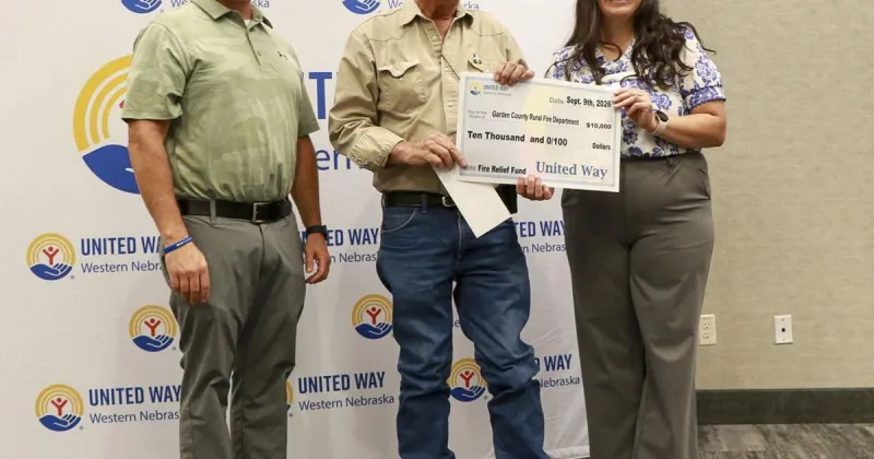 United Way awards $100,000 to local fire departments after spring wildfires