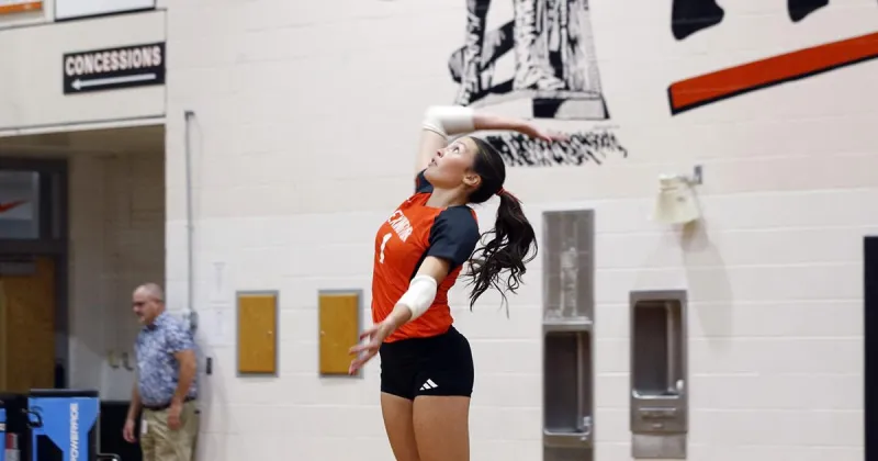 VOLLEYBALL: Lexington drops home matchup in five to Hershey