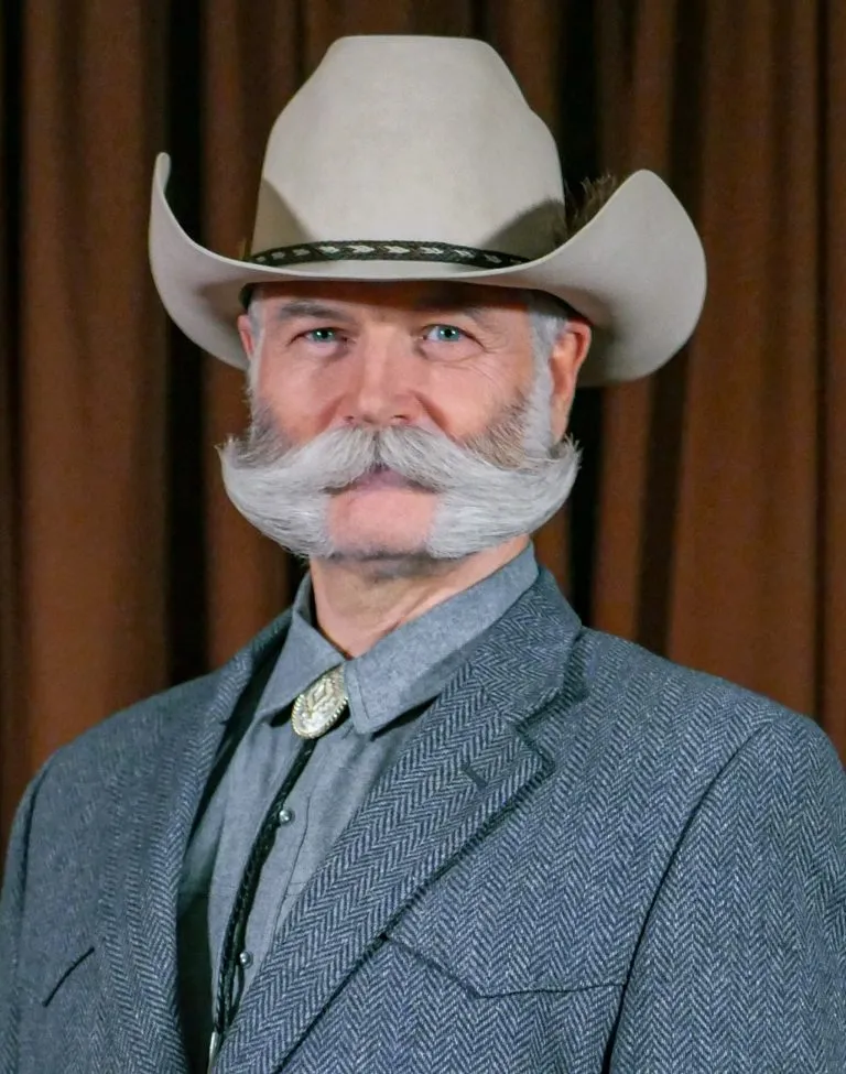 UW Extension's Hewlitt helps organize Federal Reserve ag roundtable in Cheyenne