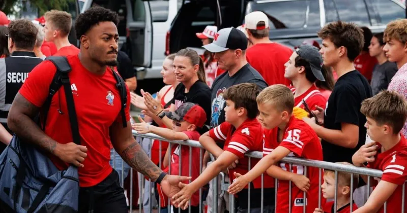 Nebraska-Bowling Green pregame: Owen Chambliss returns, late-arriving crowd