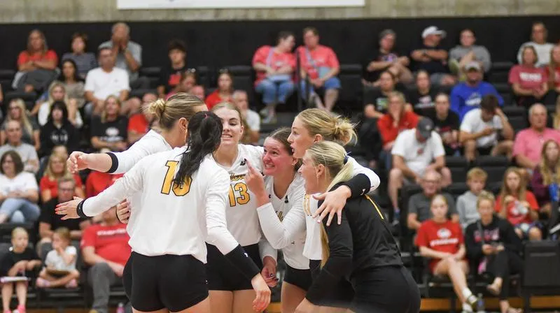 #2 Wildcats Kennels #8 Huskies in Sweep on the Road
