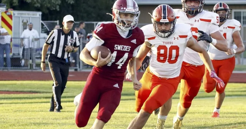 Gothenburg holds off Mitchell for 45-29 win
