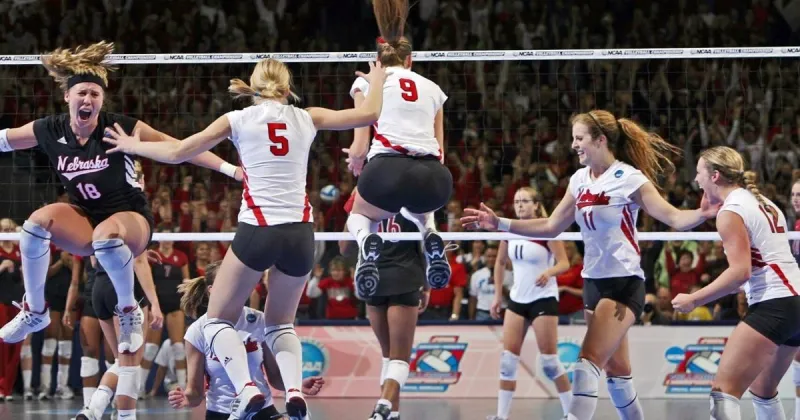 Twenty years later, Dani Busboom Kelly's old teammates see the same leader