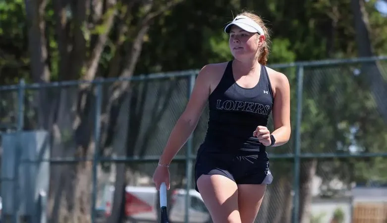 Lopers Begin Season in Sioux Falls; Topeka Trip this Weekend