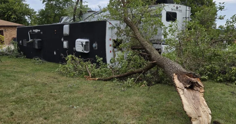 Storm overturns trailer, knocks down trees at Beatrice RV park