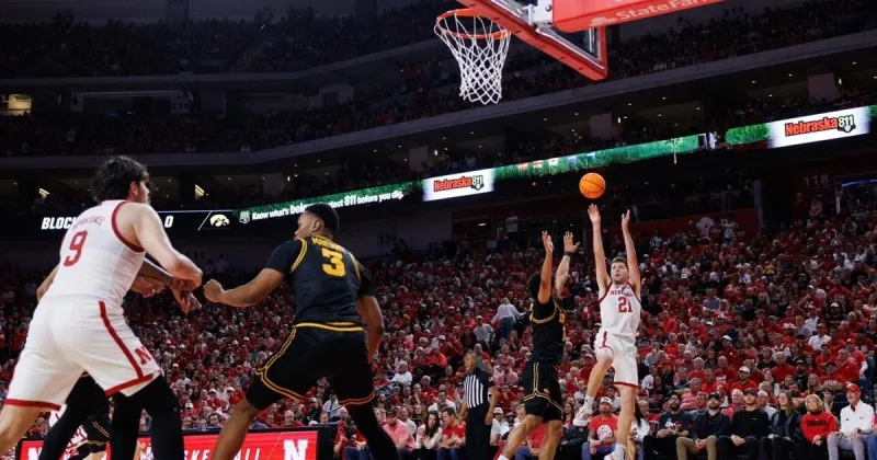 A soft start, a brutal January and a favorable finish: Wilson Moore's 3 takes on the Big Ten schedule