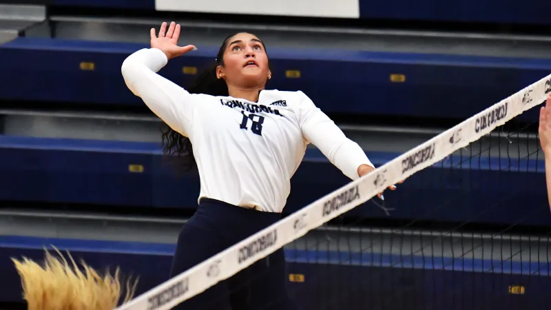 Fa'ali'i carves up Lancers, No. 2 Bulldogs stay unbeaten in GPAC play