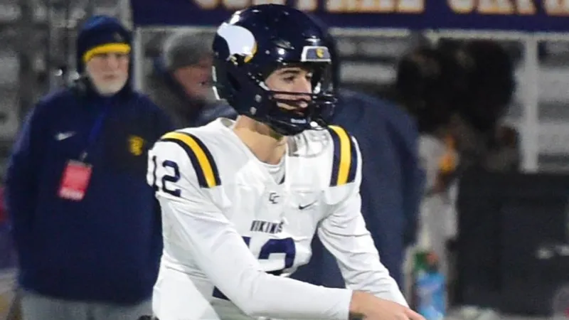 Nebraska gets a taste of its own medicine as Illinois wins latest QB recruiting battle