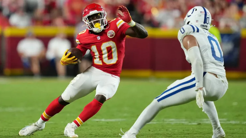 Emmett Johnson keeps turning limited Chiefs touches into highlight plays