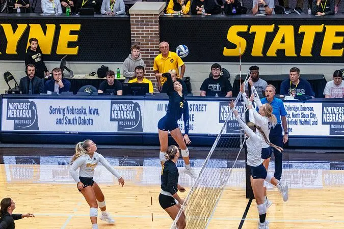 Robles collects NSIC Offensive Player of the Week honors