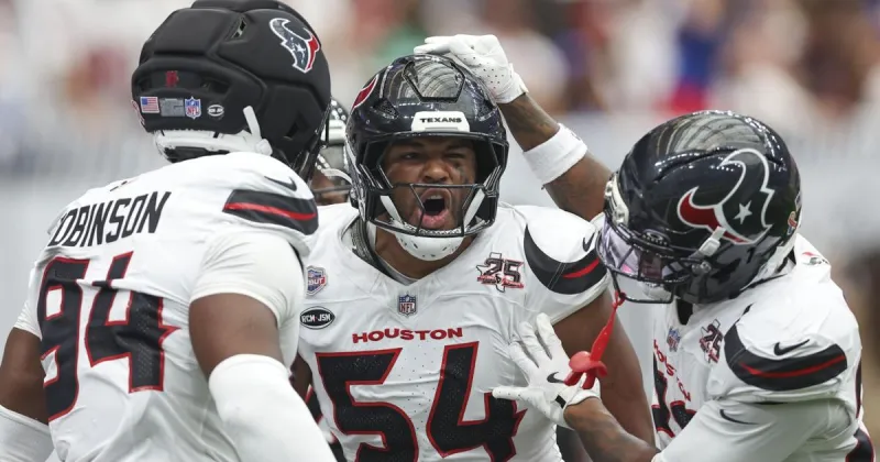 NFL Midlanders roundup: Shoutout for Emmett Johnson, a big first for Sabastian Harsh
