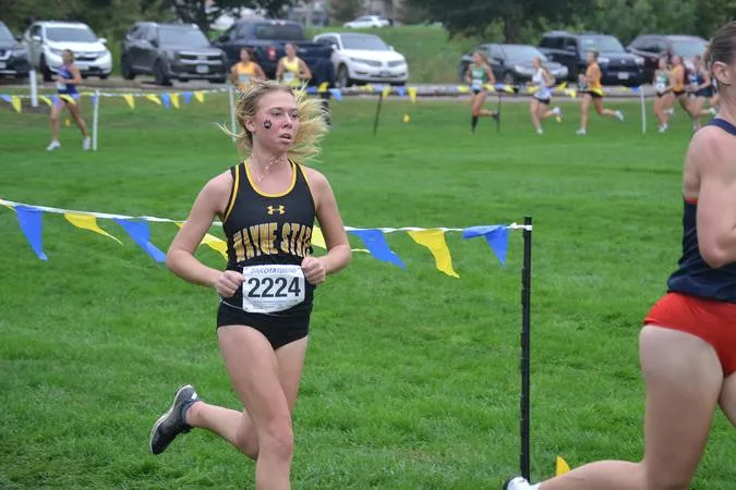 Wildcat women take 12th at Augustana Invitational