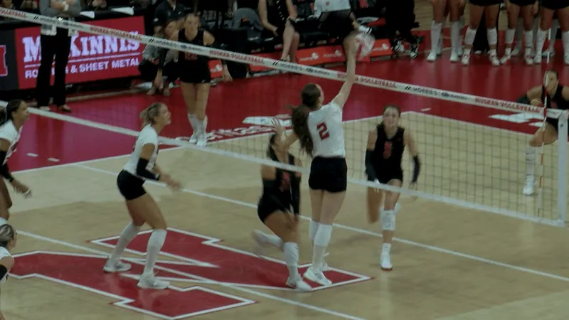 No. 1 Nebraska sweep of Rutgers to open Big Ten play