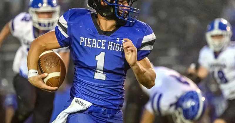 Big plays, big decisions set up Bluejays' come-from-behind finish
