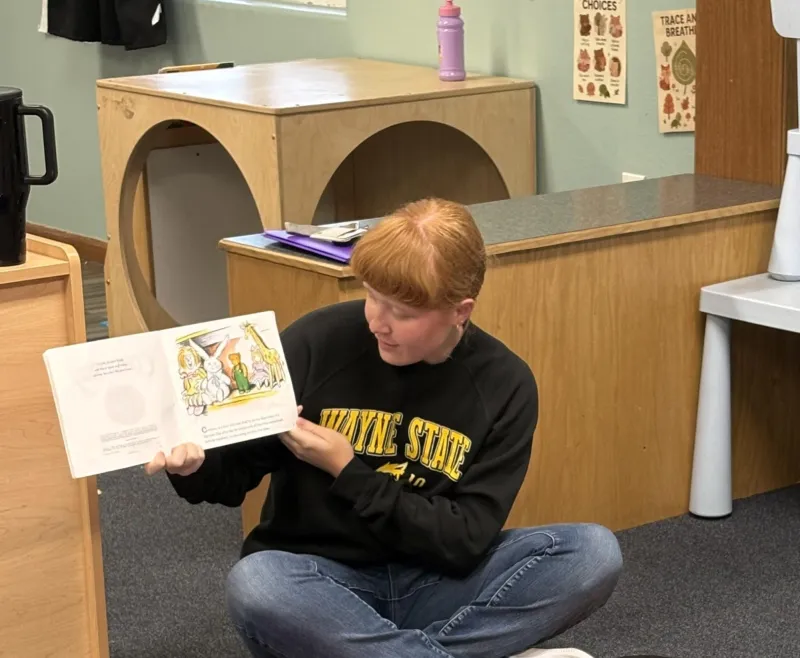 Aspiring Educators fundraise for Dolly Parton Day