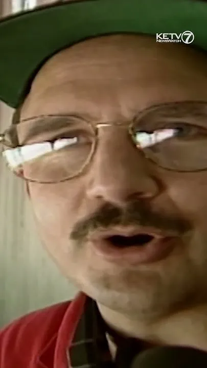 Nebraska fans react to new 'Voice of the Huskers' in 1996 (Video)