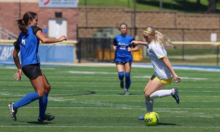 Lopers Down the Jets in Wichita; #24 Bods Up Sunday Afternoon