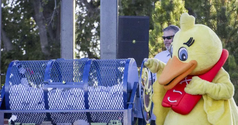 Quacking up Scottsbluff man wins Chevy Trax, 3 other prizes at United Way Duck Draw