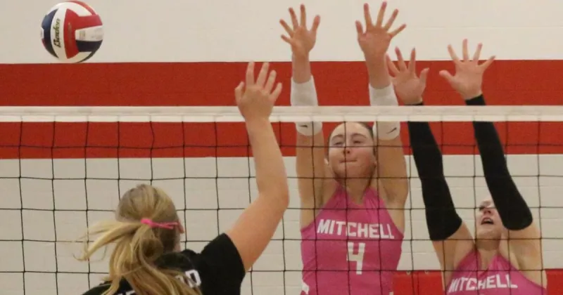 Gering, Scottsbluff make bracket runs at Twin City Invitational volleyball tournament