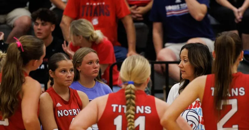 Schwindt: Career milestones, tournament titles highlight big week in volleyball