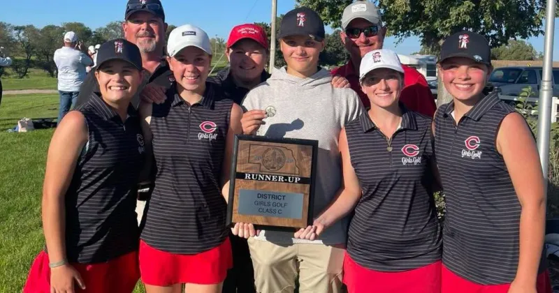 Cozad girls golf qualifies for Class C state, takes third at C-4 Districts