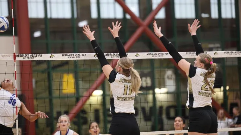 Plucker, Prairie Wolves Battle, But Fall to Buena Vista