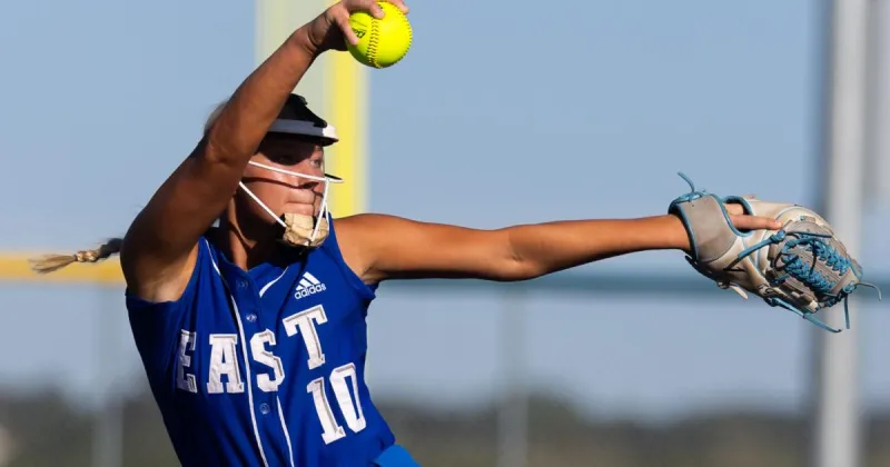 Lincoln East wins district thriller; Southwest earns 14th straight state softball trip