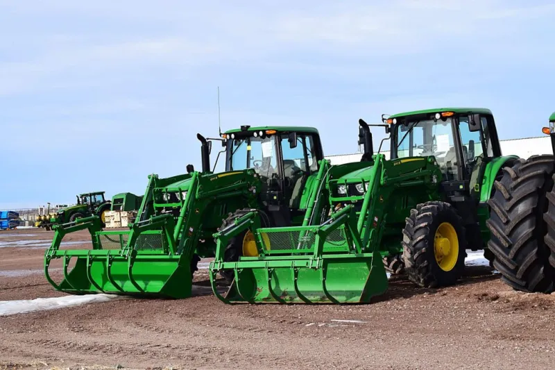 John Deere settlement leaves farmers weighing payment, repair rights
