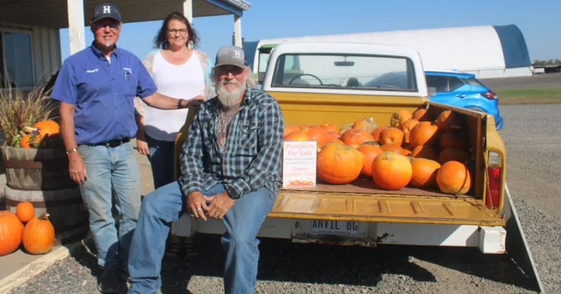 Horizon Ag pumpkin fundraiser benefits Chemo Comfort Totes