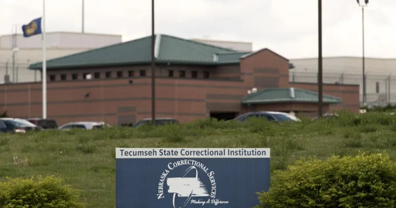 78-year-old man serving Lancaster County sentence dies at Tecumseh prison