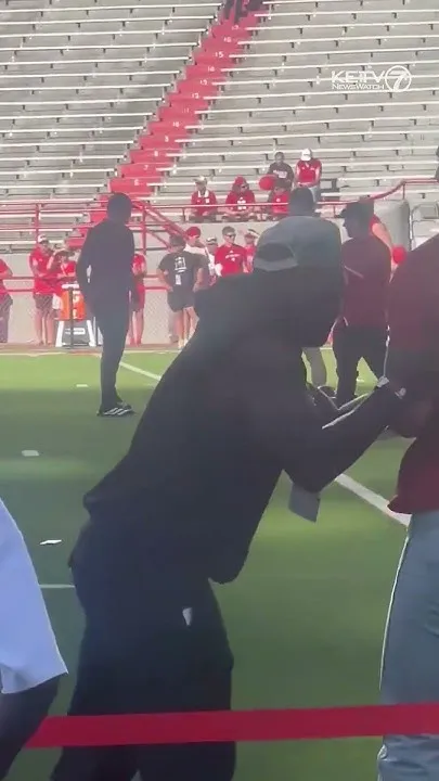 Former Husker running back Emmett Johnson visits Memorial Stadium during Chiefs bye week (Video)