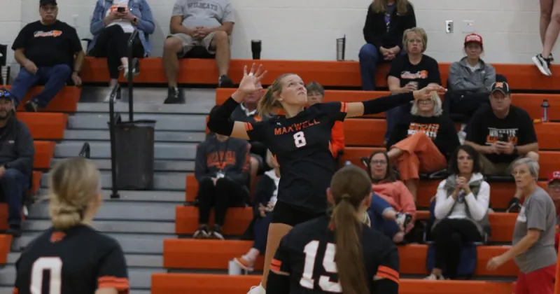 Maxwell volleyball sweeps St. Pat's to close out Maxwell/Hershey/St. Pat's Triangular