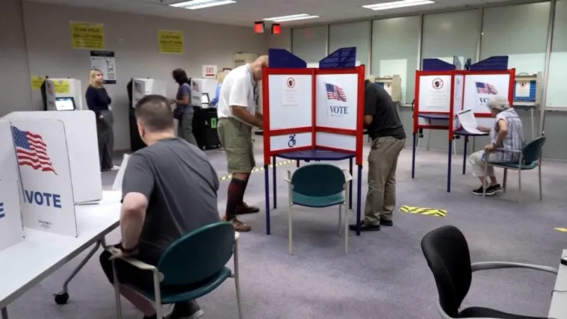 Growing signs Democrats could retake the House and Senate