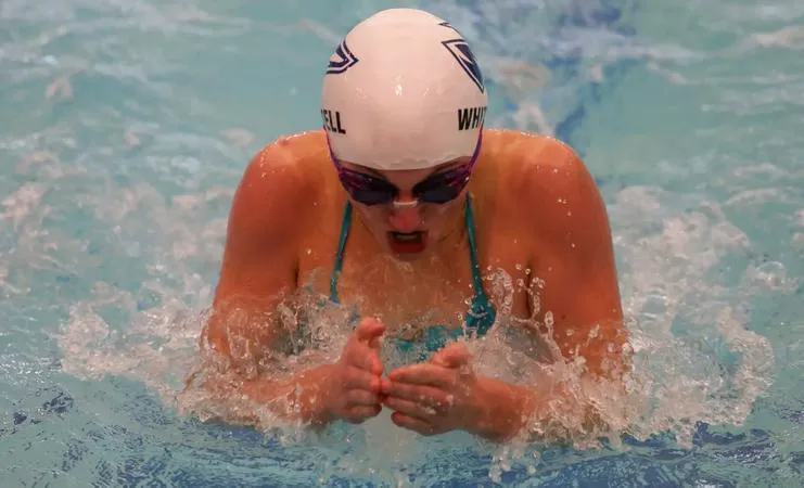 UNK Wins Iowa Meet; Heads to CB This Saturday