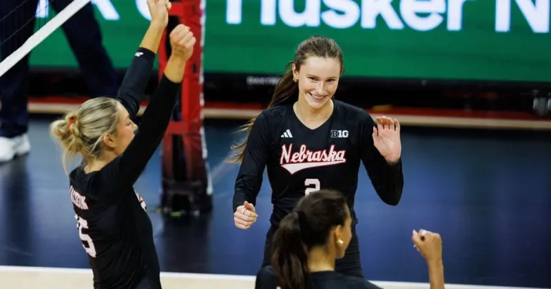 After sweeping Indiana and Wisconsin, Nebraska volleyball sweeps up Big Ten honors