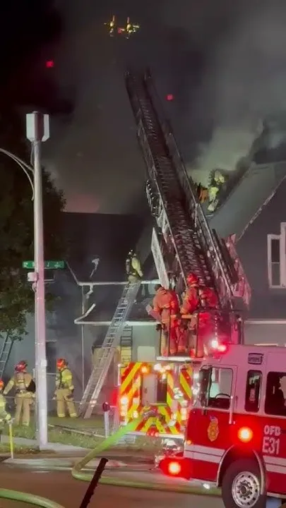 No injuries reported after South Omaha house fire (Video)