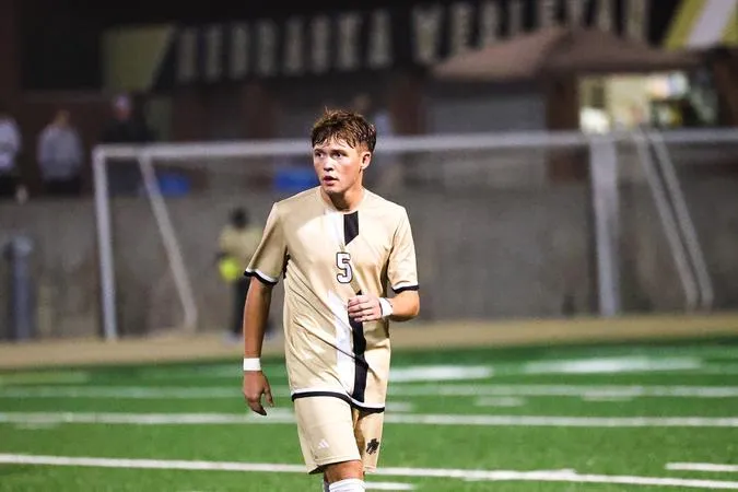 Prairie Wolves Hold On For Home Win Against Simpson