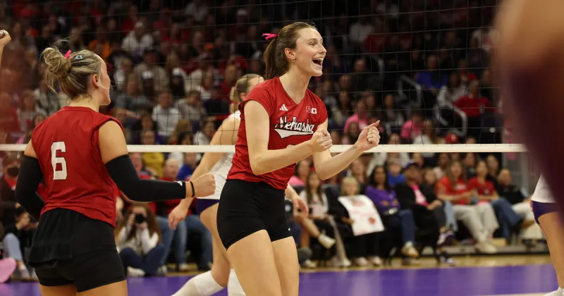 Nebraska volleyball pushes through early 'mental slump,' sweeps Wildcats