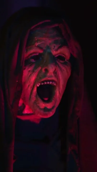 Shakespeare's Macbeth comes to life at Omaha yard haunt (Video)