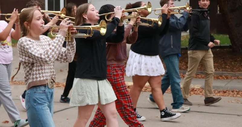 From chilly morning rehearsals to Broadway, bands prepare for Old West Weekend