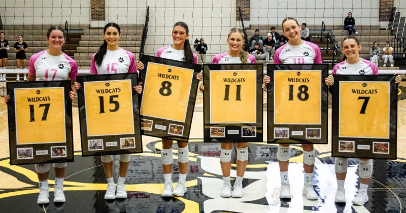 Wildcats overcome sluggish start; sweep Beavers on senior night