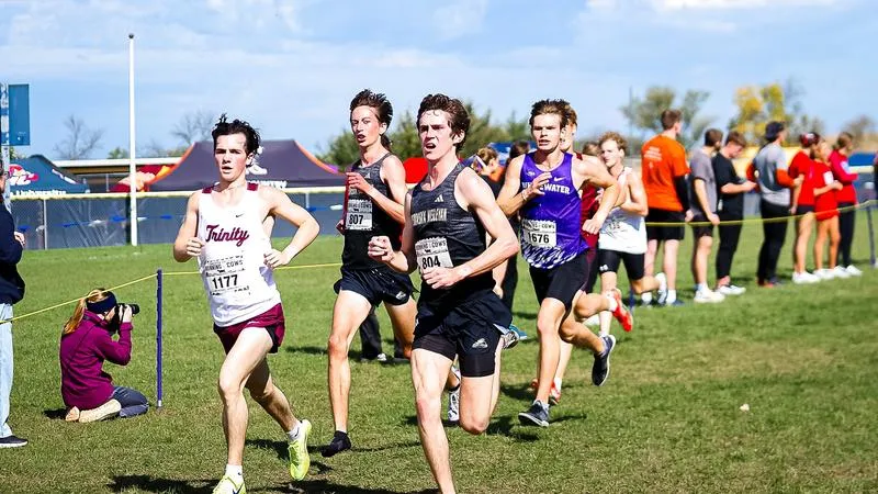 Cross Country Runs at Augustana Interregional Invitational