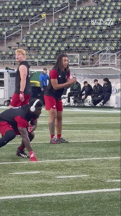 Nebraska takes on Oregon at Autzen Stadium (Video)