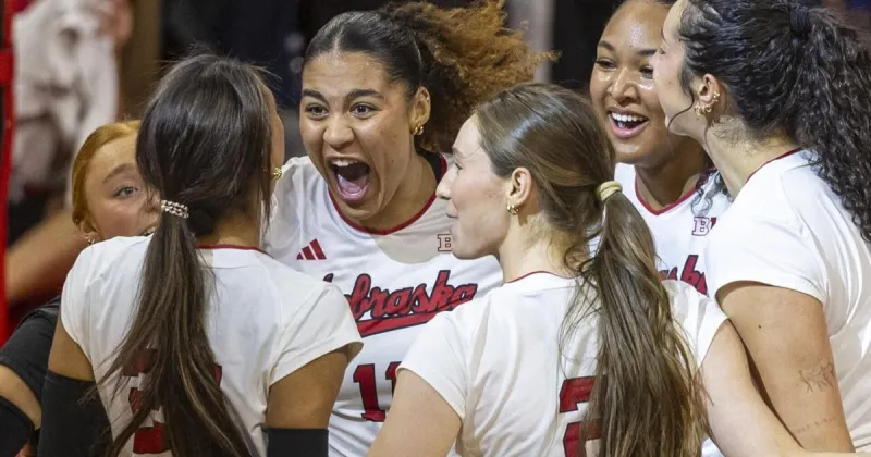 Nebraska volleyball remains unanimous No. 1 in AVCA Top 25