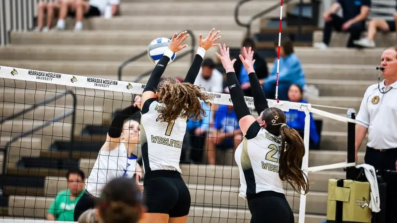 Volleyball Bounces Back with Sweep of BVU