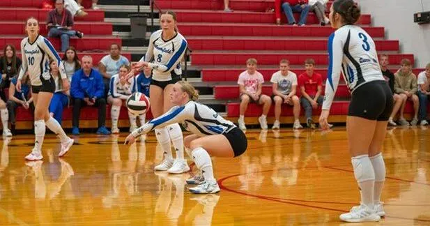 Undefeated Bloomfield tops Wynot for first conference title